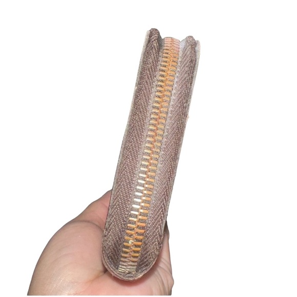 Louis Vuitton Damier Zippy Wallet W/ COA - Picture 4 of 12